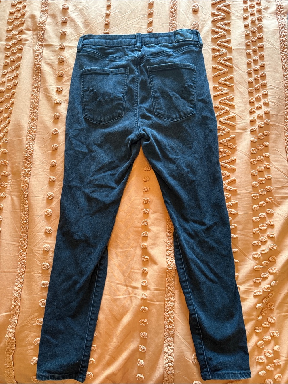 American Eagle Outfitters Black Distressed Skinny Jeans - Picture 4 of 4